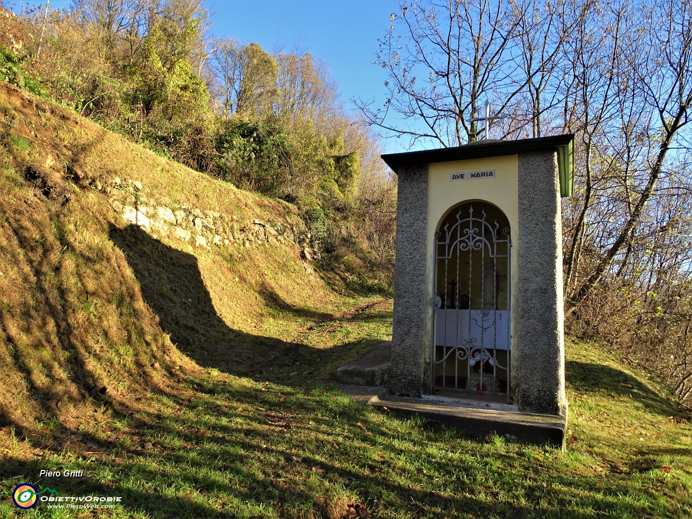 16 Passaggio ad una prima santella.JPG